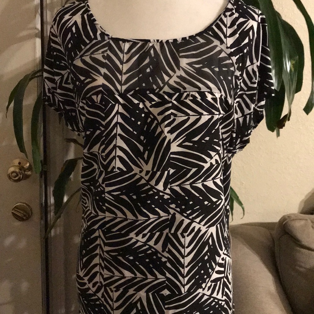 Black Leaves Pattern Top